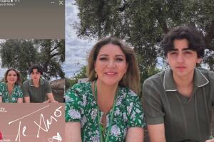 Esta es la segunda foto que Alicia Villarreal publicó en Instagram dedicada a su hijo Cruz Jr. y en la que aparece a su lado como pocas veces.