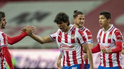 JJ Macías superó rachas de Pulido y Zaldívar; va por la de Chicharito
