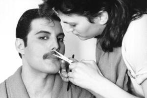 freddie-mercury.jpg