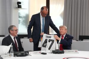 G7