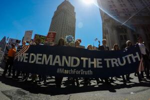 marcha-de-la-verdad-trump2.jpg