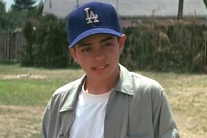 Mike Vitar como Benny The Jet Rodriguez - The Sandlot' ('Nuestra pandilla') cómo se ven los niños del elenco a 30 años del estreno.jpg
