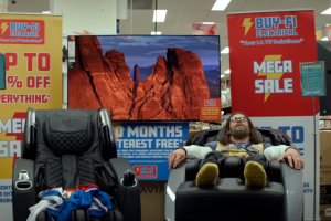 Chris Hemsworth Interceptor 5.png