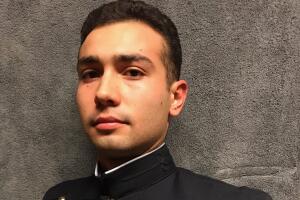 Alexander Bello-Ortiz en su uniforme de cadete