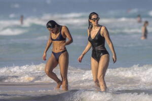 EXC Jacky Bracamontes, Renata Notni