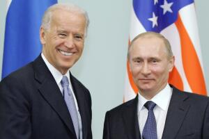 Biden y Putin se vieron en Moscú en 2011, antes de que Rusia desafiara a la comunidad internacional invadiendo Crimea. 