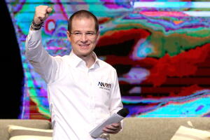 El candidato presidencial derechista Ricardo Anaya durante un evento de campaña.