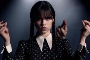 jenna ortega merlina addams.jpg