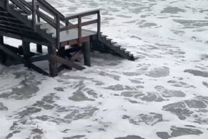 Nor’easter provoca inundaciones y cortes de electricidad en Long Island.