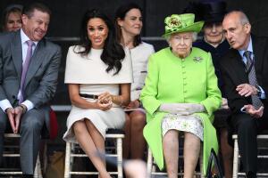 Meghan Markle y la reina