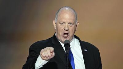 "100,000 camas diarias": Homan revela dato sobre plan de deportaciones masivas de Trump