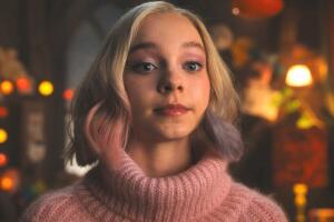 Wednesday Enid Sinclair (Emma Myers), así se vería como Spider-Gwen (4).jpg