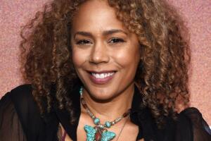 Rachel True