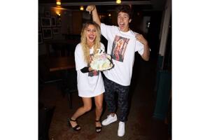 Famosos que son fans de Shakira (1).jpg