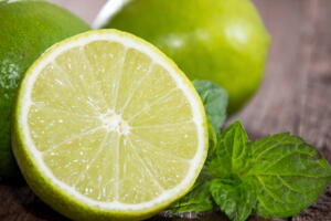 Aprenda truque simples para higienizar pratos, panelas e talheres