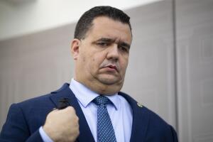 AP_Carlos Conteras.jpg