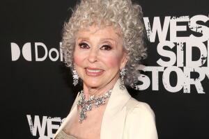 Rita Moreno reflexiona sobre sus 70 años de trayectoria en su regreso a 'West Side Story'