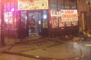 Incendio en edificio de Humboldt Park