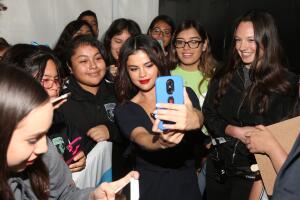 selena-gomez-we-day-california-2018.jpg