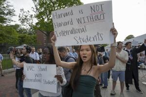 US-POLITICS-EDUCATION-HARVARD