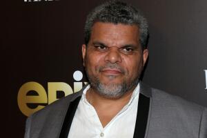 luis-guzman-actor-pelicula-serie-wednesday.jpg