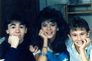Gerardo Quiroz, Edith Márquez y Luis Mario Quiroz. 'Papá soltero', 1986. 