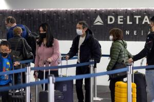 US-virus-HEALTH-aviation-HOLIDAY-TRAVEL
