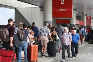 Shooter Opens Fire In Baggage Claim Area At Fort Lauderdale Airport