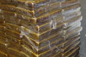 Incautan drogas y amuniciones en frontera