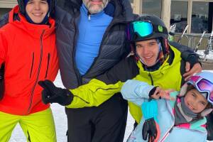 Eduardo Santamarina y sus hijos