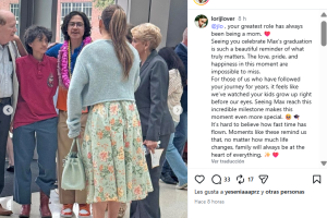 JLo y su familia en la graduación de Max. 