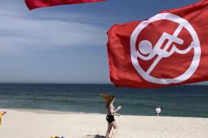 Playas de Nueva Jersey bajo alerta por altos niveles bacterias fecales tras fuertes lluvias.