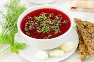 Receta-de-sopa-Borscht-2.jpg