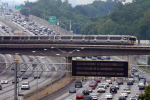 Atlanta Losing Traffic Gridlock Battle, Study Reports