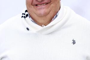 Luis De Alba en Conferencia de Prensa Promocionandio Show en Ontario Tras Accidente de Auto