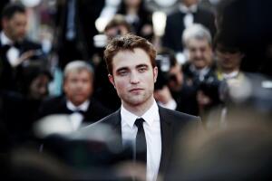 robert_pattinson_paparazzi.jpg
