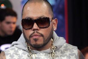 A.B. Quintanilla tiene problemas legales: debe más de medio millón de dólares al fisco