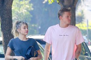 EXC Miley Cyrus, Cody Simpson