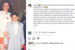 Esta es la foto con la que Toni Costa honró a su madre.
