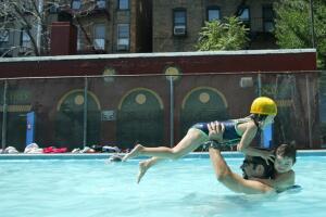 consejos de seguridad piscinas verano nueva york