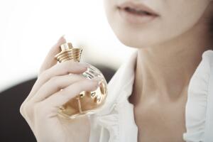 perfumes-primavera-2014-001.jpg