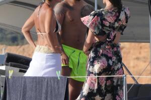 PREMIUM EXC Maluma