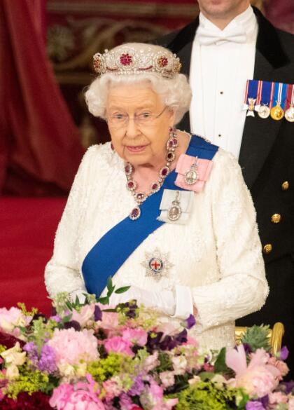 Crueldad Encommium izquierda La reina Isabel II concederá el título de caballero de la Orden de la  Jarreta al rey Felipe VI de España | Famosos | Univision