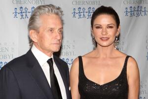 La actriz Catherine Zeta-Jones en 2011. The Grosby Group.jpg