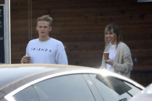 Miley Cyrus, Cody Simpson