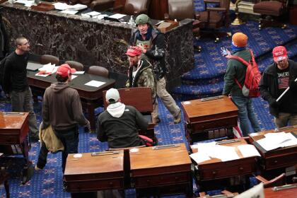(FOTOS) PRIMERA VEZ EN LA HISTORIA DE EEUU QUE PASA EN EL CAPITOLIO 57 ?url=http%3A%2F%2Fuvn brightspot.s3.amazonaws.com%2F5d%2Fa9%2F4cae1fdc449b87d76d77fa0f926c%2Fresizes%2F1500%2Fgettyimages 1294933541