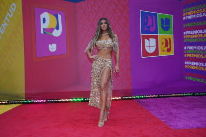 Alfombra Roja Premios Juventud 2022
