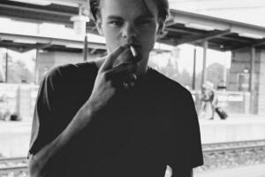 Konrad Annerud, el 'clon' de Leonardo DiCaprio