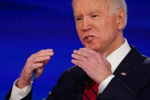 US-POLITICS-VOTE-DEMOCRATS-DEBATE