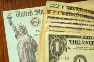 United States Internal Revenue Service, IRS, Check and Cash On Desk